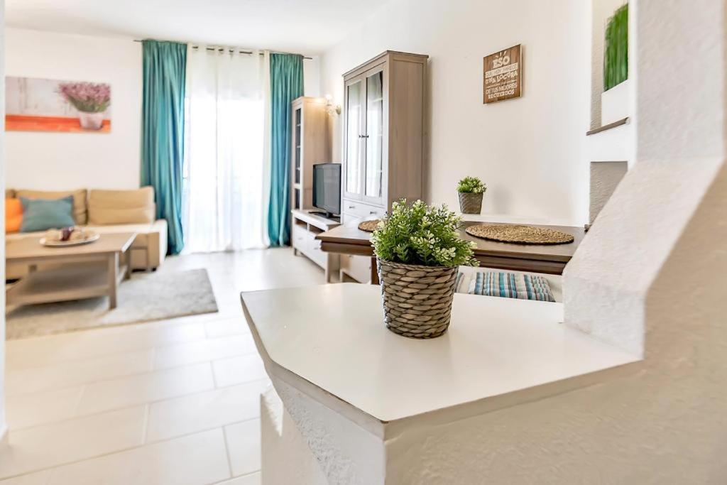אדחה Sol Apartment With Amazing Seaview מראה חיצוני תמונה