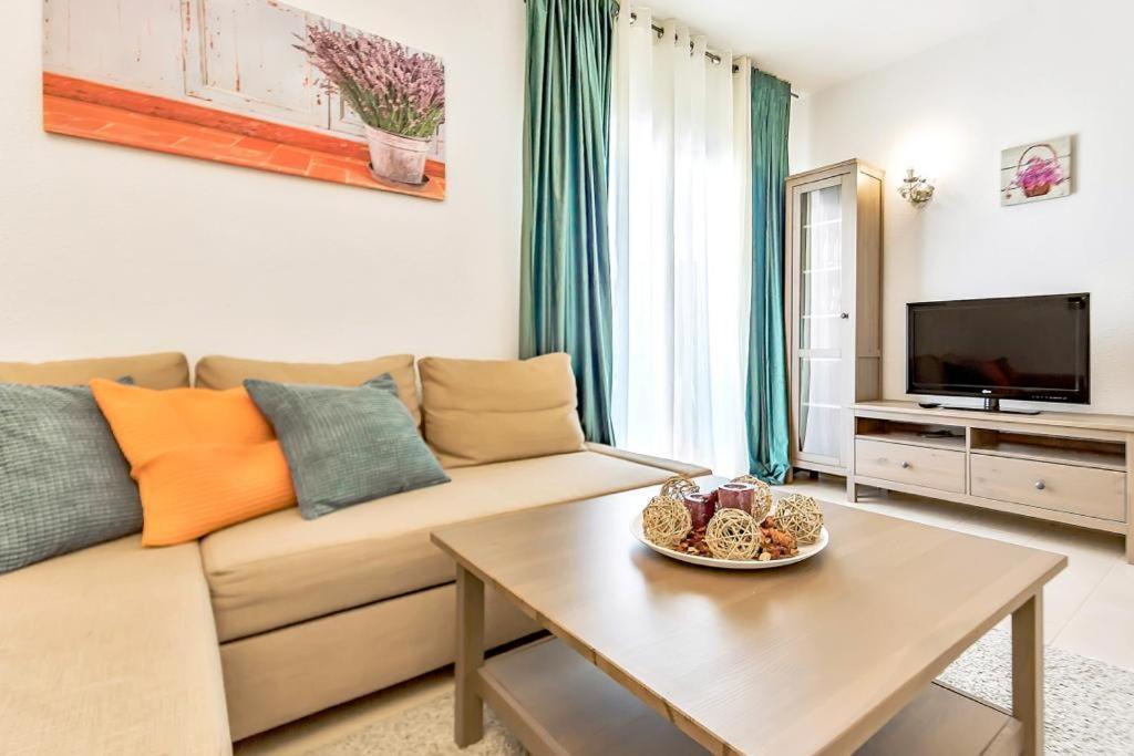 אדחה Sol Apartment With Amazing Seaview מראה חיצוני תמונה